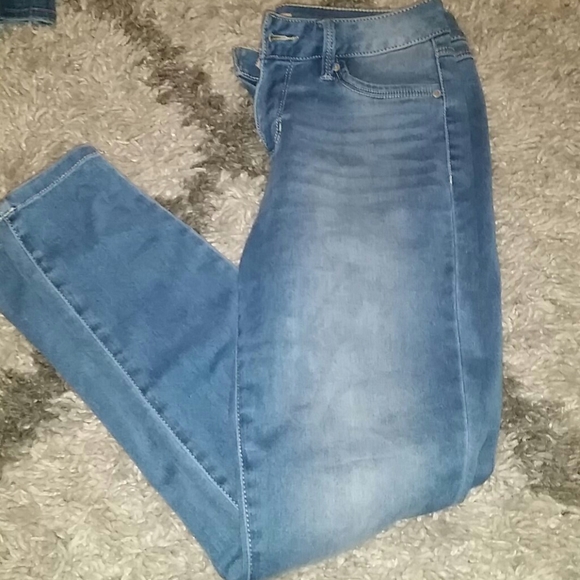 Jeans - Picture 7 of 10